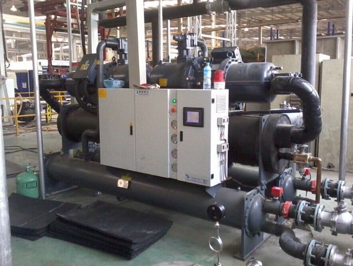 雙螺桿式冷水機